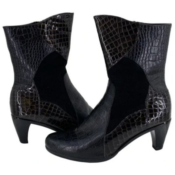 Helle Black & Brown Mixed Suede & Croc Embossed boots booties size 8 - Picture 1 of 5